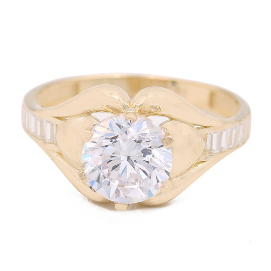 Fashion Ring with Center Stone and Cubic Zirconias