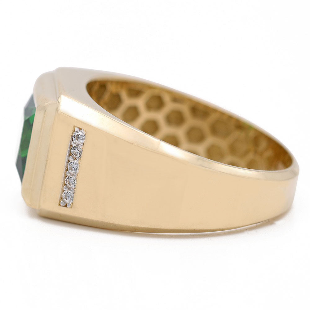 Fashion Ring with Green Center Stone